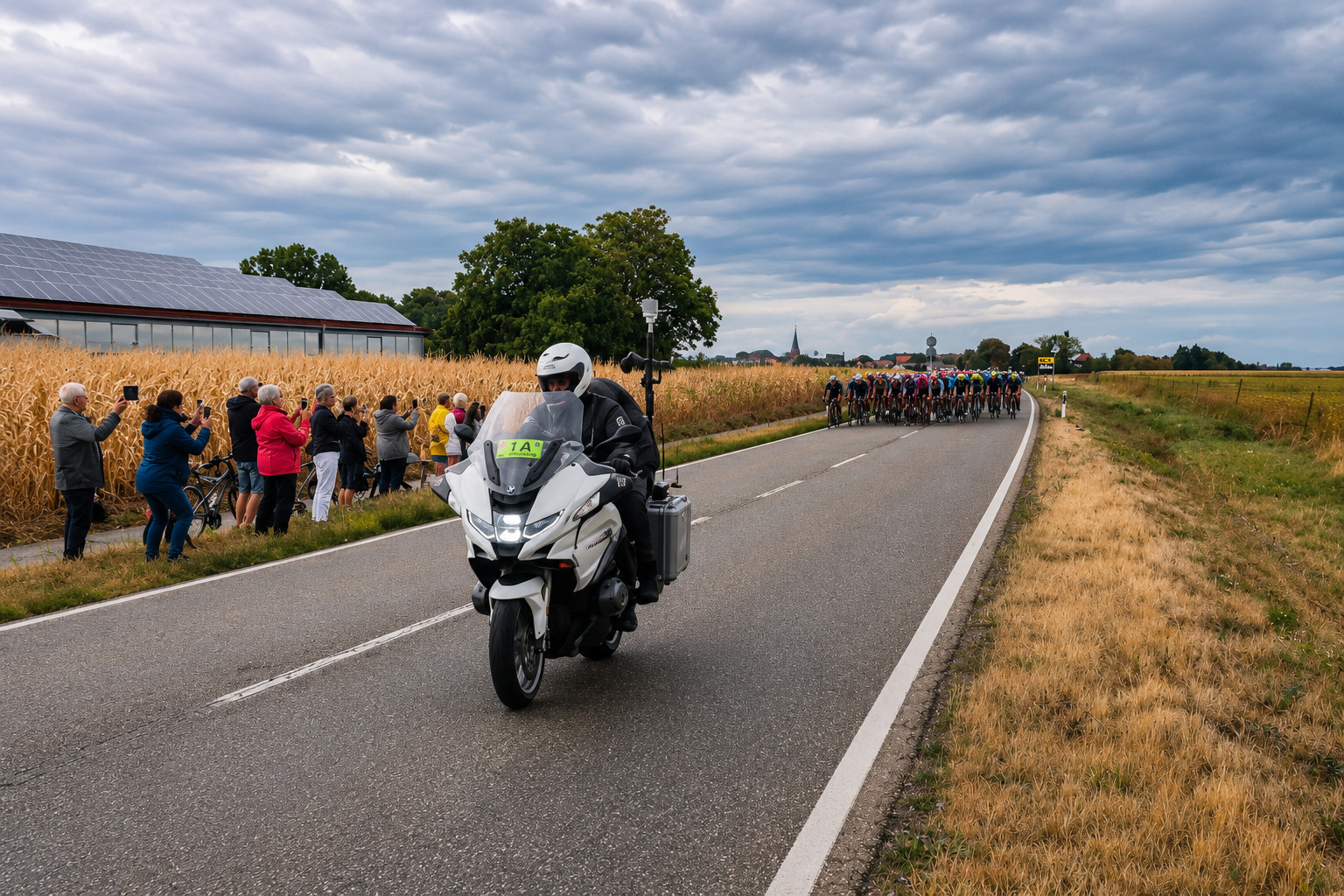 Lidl Deutschland Tour in Ottersheim: Peloton fährt durch den Kreis Germersheim